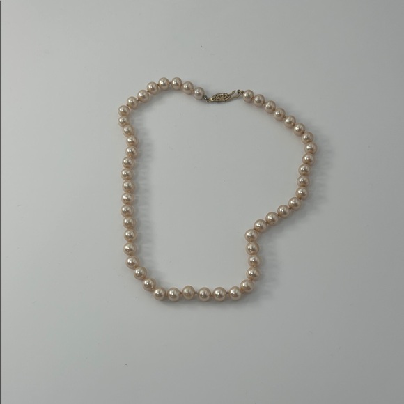 Classic Cream Pearl Necklace - Picture 8 of 16